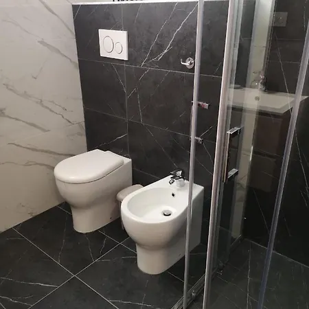 B&B La Porta 8 - Relax Vicino Parma 콜레키오