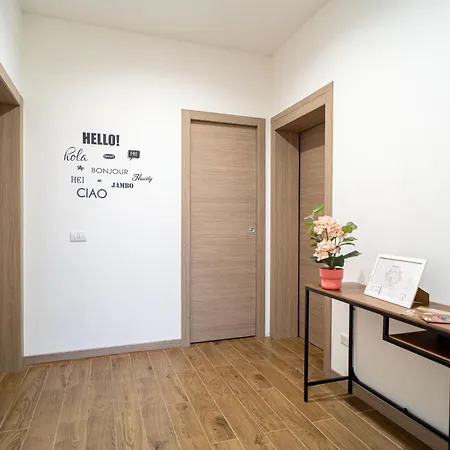 La Porta 8 - Relax Vicino Parma Отель типа 